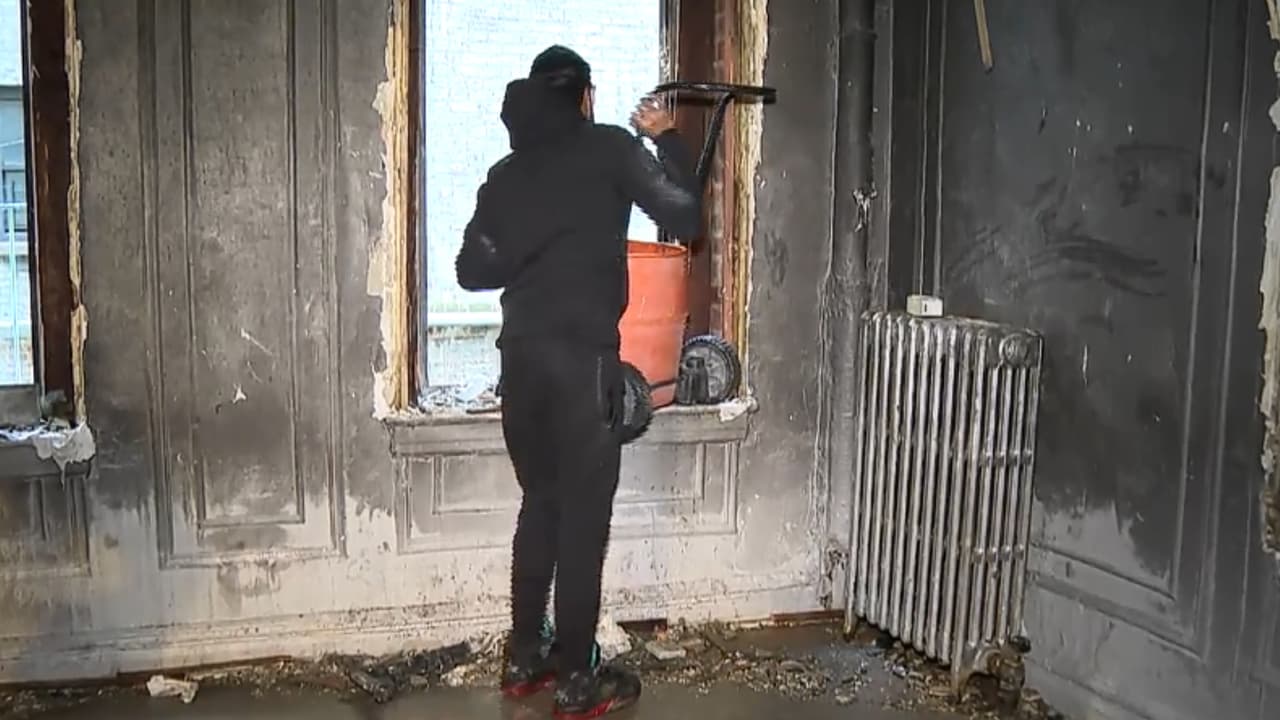 Feroz incendio en edificio del Bronx por una batería de litio; hay 3 heridos