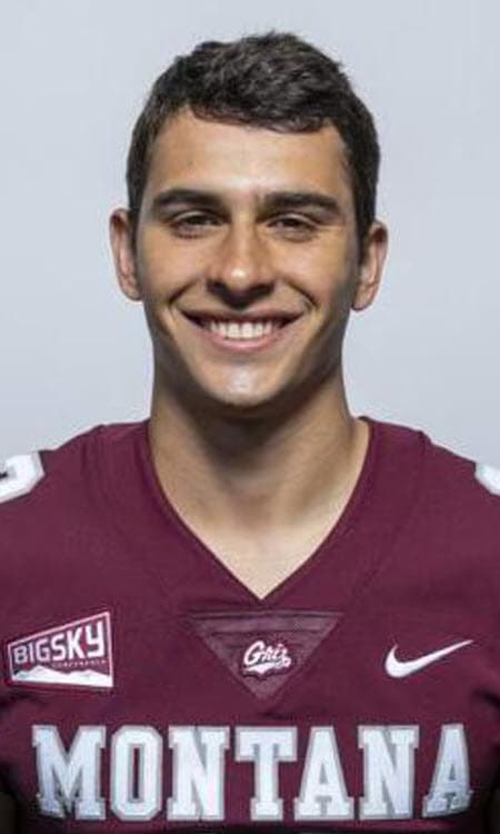 Actualmente es un destacado jugador de futbol americano y estudiante universitario.