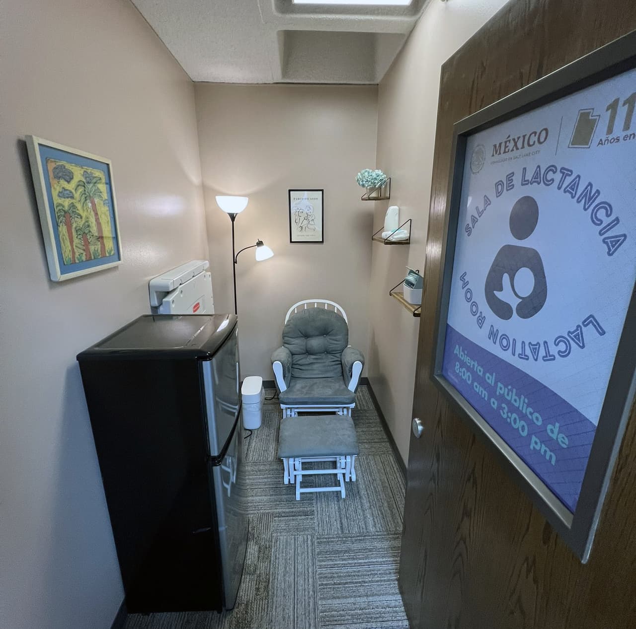 Atención mamás mexicanas, Consulado en Salt Lake City abre sala de lactancia