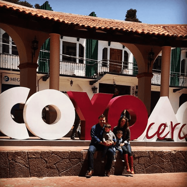 Además, en su regreso a las redes sociales, tanto Bibi como Eduardo han mostrado que suelen ser muy solidarios con la comunidad del municipio de Ocoyoacac, Estado de México, lugar en el que residen junto a sus cinco hijos.