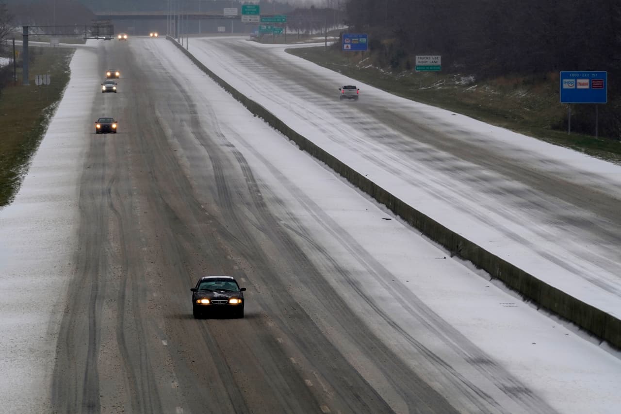 Nuevo frente invernal llega a Texas: las temperaturas rondarán entre los 10º y 20º F
