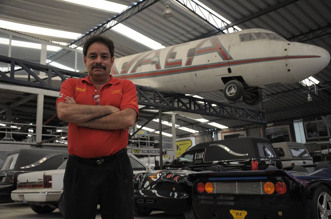 Martín Vaca, propietario de 'Mexicánicos', fue el responsable de dirigir
<b> la misión de reconstrucción del Ford Mustang Match One</b> en un tiempo récord de tres semanas.