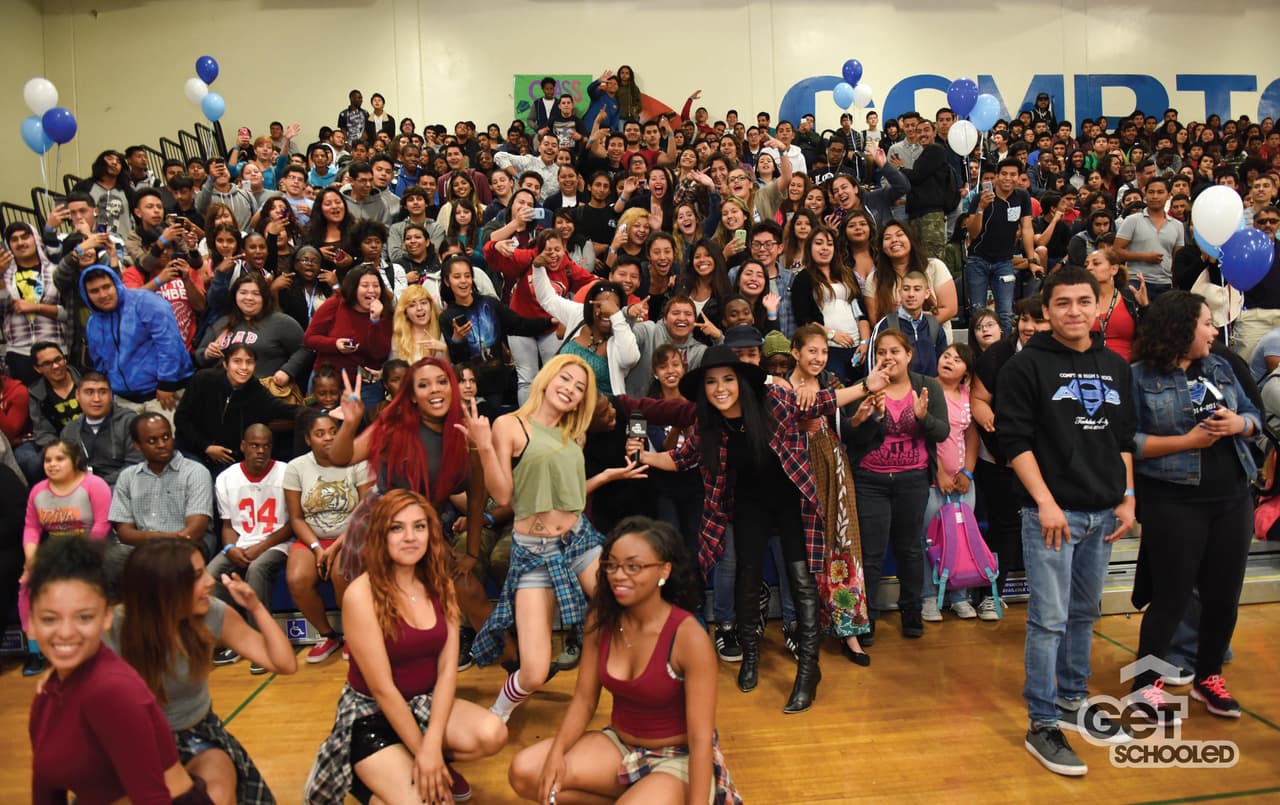 La cantante está consciente de la importancia de la educación.