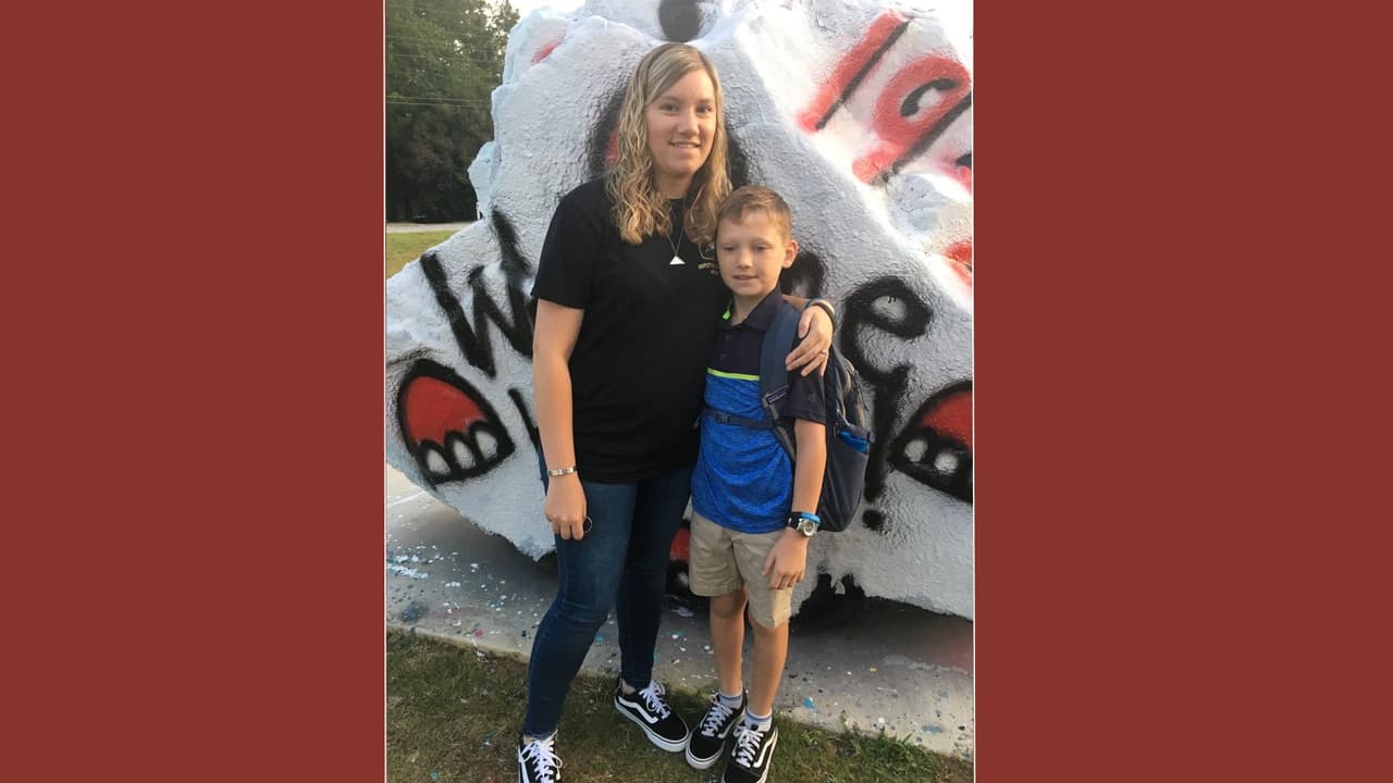 Caden empezó esta semana el cuarto grado.