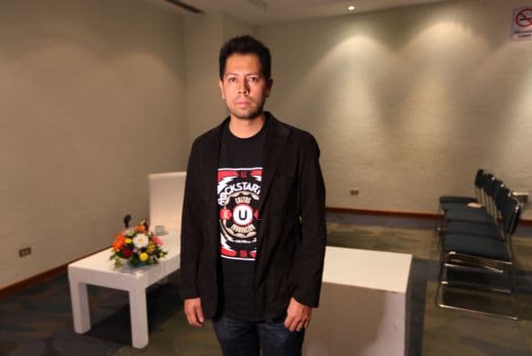 "Esa es la cuestión del rock y ahí es donde nos juntamos. Cuando el rock y los negocios se unen creemos que surge una actitud que tiene que ver con la innovación."