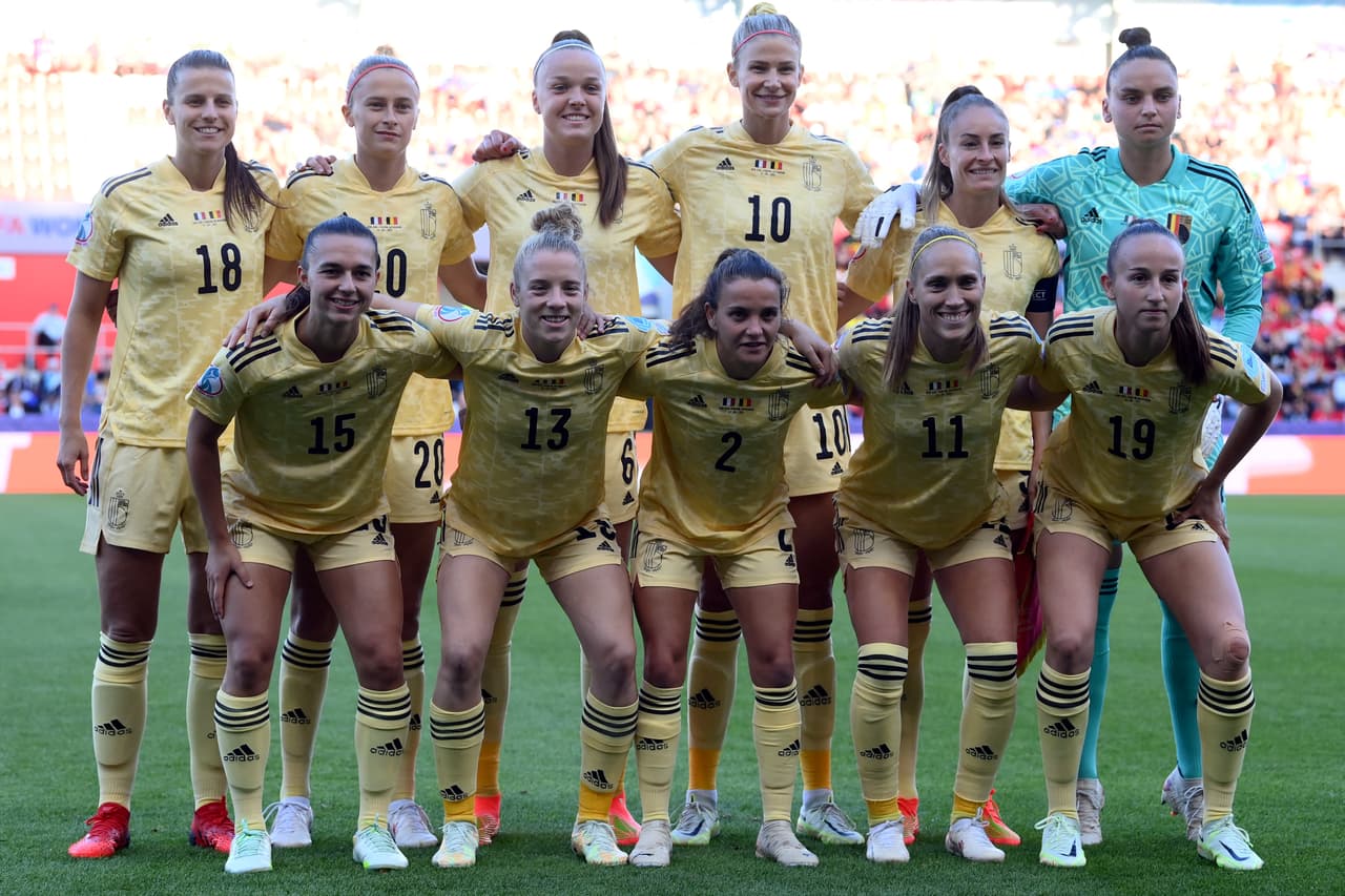 Bélgica todavía tiene vida y tendrá que buscar en la última jornada el boleto a los cuartos de final.
<br>