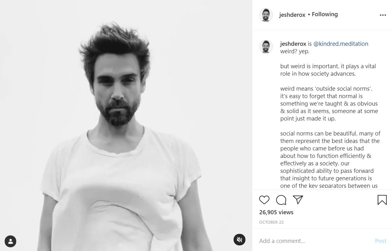 La exesposa de Mauricio Ochmann ha sido captada en diferentes ocasiones con De Rox, pero ninguno ha confirmado una relación de pareja.