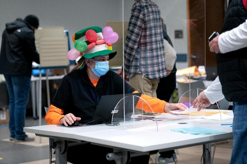 Algunos de los sitios de votación más raros durante las elecciones de 2020