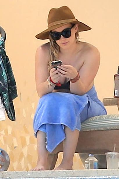 Un galán no le vendría mal.