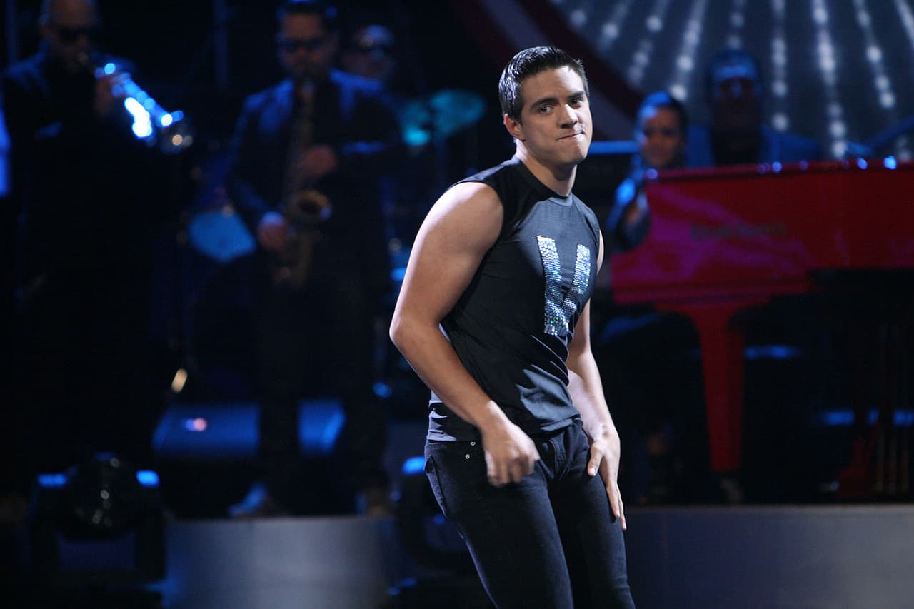 Su debut en cine fue con la película 'Ladrones', con Fernando Colunga y Eduardo Yáñez.