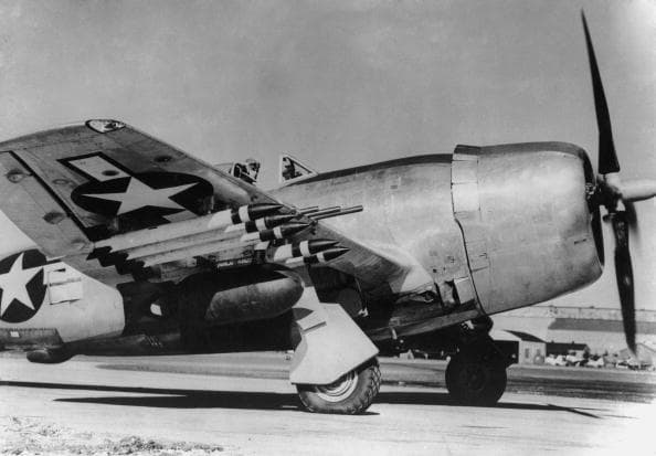 Los modelos de aviones A P-47 Thunderbolt, fueron usados por EEUU en la Segunda Guerra Mundial. Los restos de uno de estos aviones fueron identificados junto a los del piloto que lo manejaba 74 años después de que fuera abatido por los Nazis.