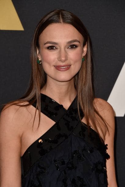 Keira Knightley súper elegante.