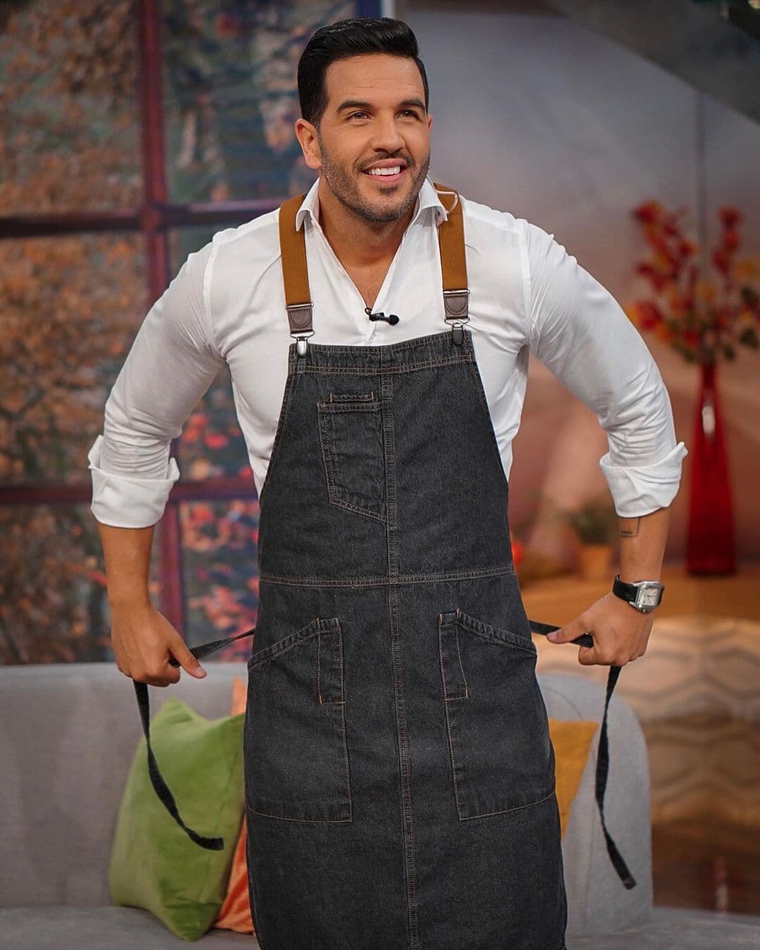 Yisus festejó a todos sus colegas chefs. No cabe duda que se trata de una profesión indispensable que nos deja a todos, literalmente, con muy buen sabor de boca.