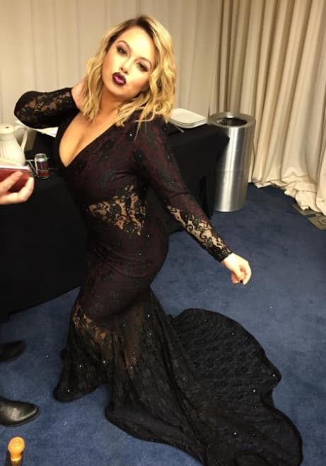 Hasta en los mejores eventos, Chiquis presume estos vestidos con los que por supuesto resalta sus curvas.