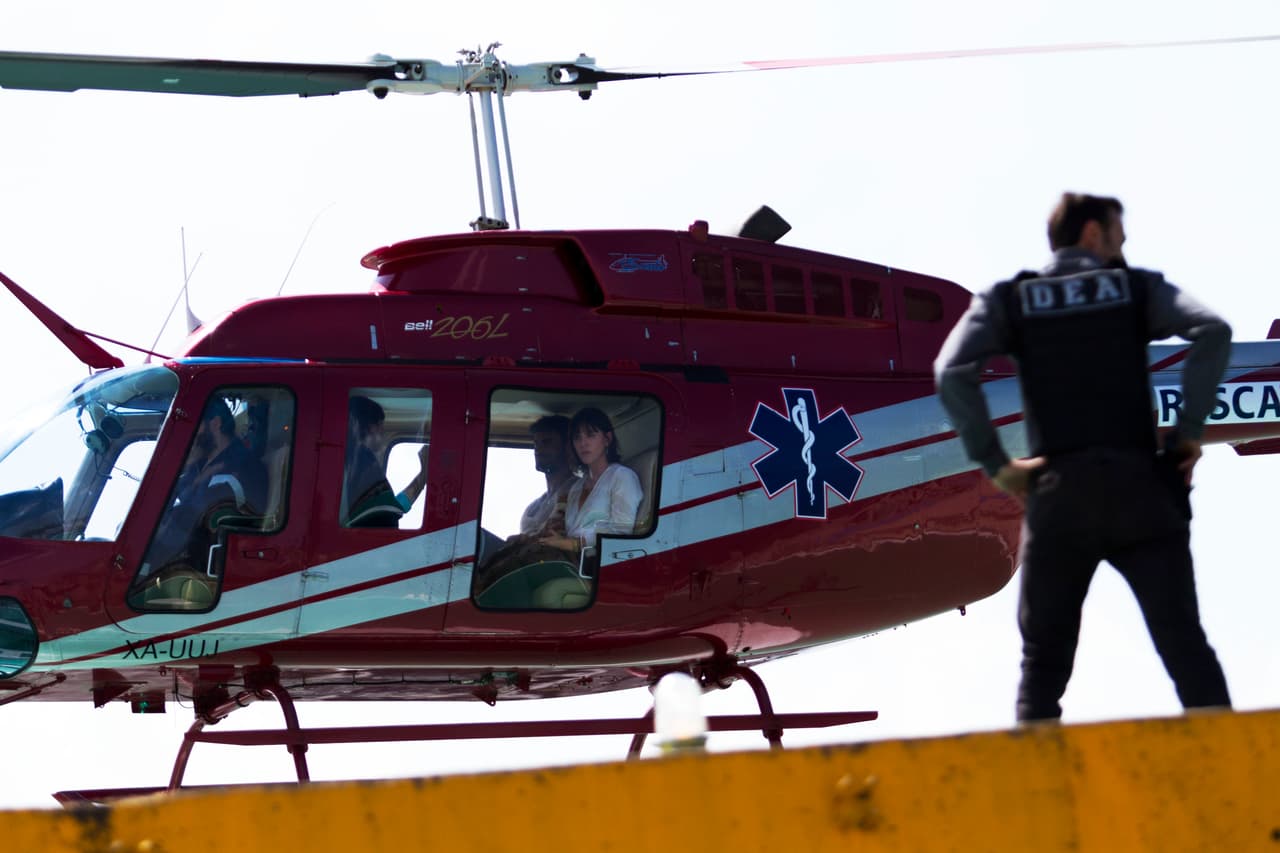 En
<b><a href="http://www.univision.com/series/la-piloto">La piloto</a></b> la adrenalina nuevamente se puso al máximo. Tras el accidente aéreo en Panamá, los personajes de
<b><a href="http://www.univision.com/series/la-piloto/juan-eduardo-colucho-es-dave">Juan Colucho</a></b>,
<b><a href="http://www.univision.com/series/la-piloto/maria-de-la-fuente-es-monica-ortega">María de la Fuente</a></b> y
<b><a href="http://www.univision.com/series/la-piloto/maria-fernanda-yepes-es-zulima-la-bruja">María Fernanda Yepes</a></b> regresaron a México.