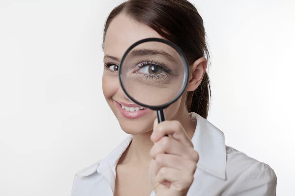 Estás dotado para desentrañar misterios y puedes ayudar perfectamente a esas personas con ciertos secretos o conflictos íntimos.