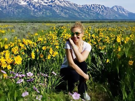 Dicen que el tiempo cura las heridas, pero en ocasiones no se logran sanar por completo y la nostalgia se hace presente, tal como sucedió recientemente con Thalia, quien recordó a su madre, Yolanda Miranda Mange, a ocho años de su fallecimiento.
<br>