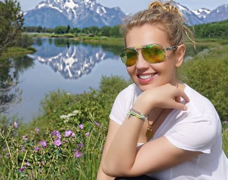 "Me levanté esa mañana, había un silencio en mi casa, un silencio muy peculiar y no escuchaba la voz de mi hija (Sabrina). En aquel momento, pues obviamente mi bebito estaba dentro de mí [...]", comentó la también actriz.