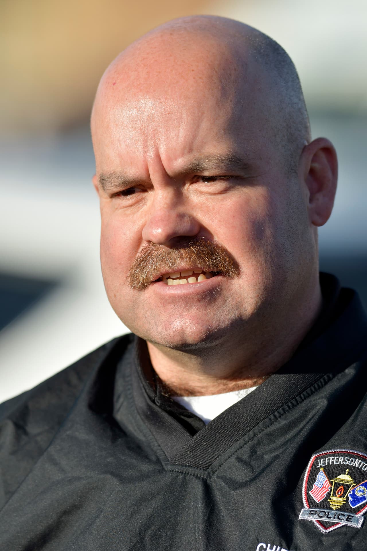 El jefe de Policía de Jeffersontown, Sam Rogers, confirmó las muertes, pero señaló que se desconocen aún los motivos.