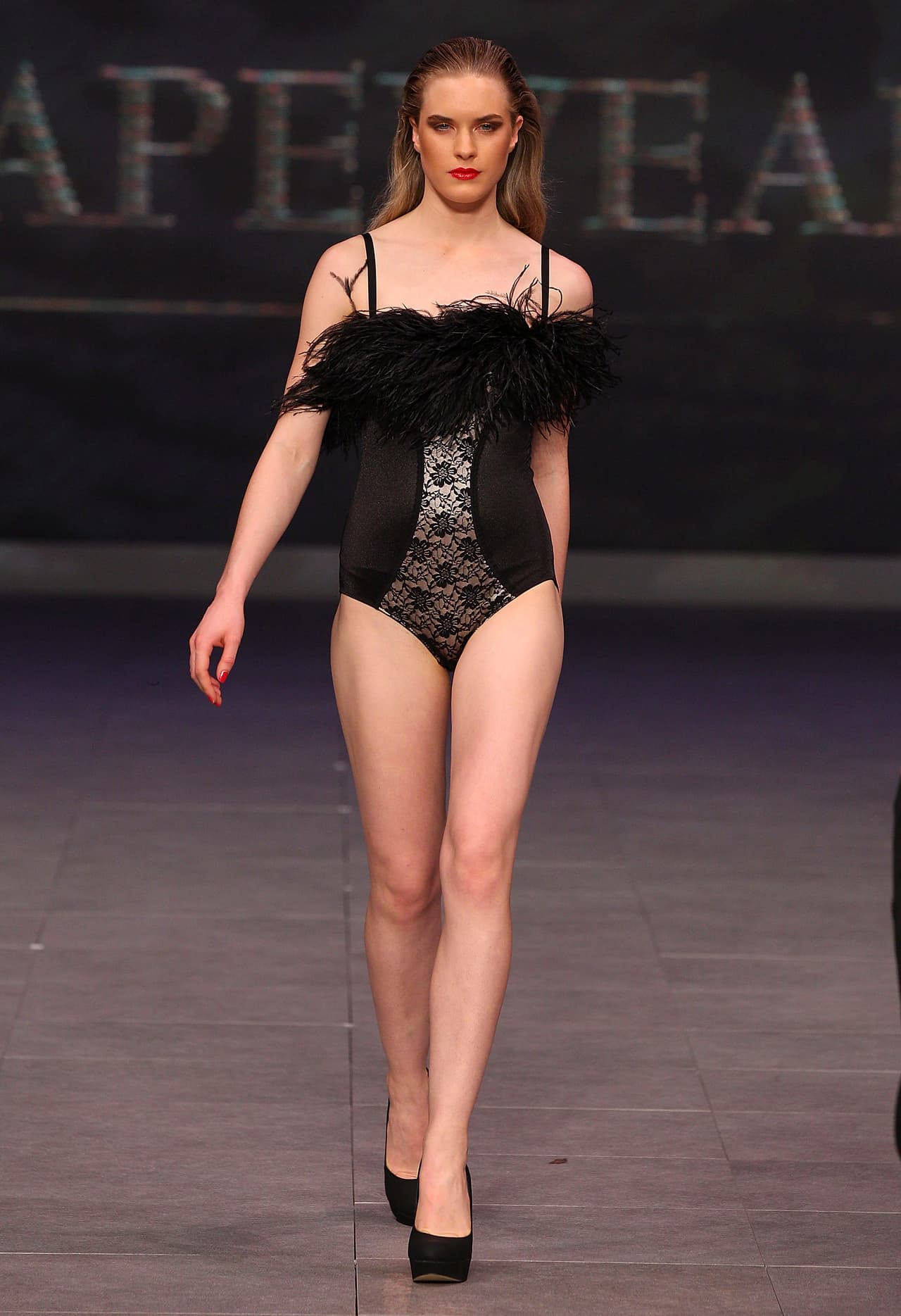 Otras de las más usadas son las fajas estilizadoras, que tienen como misión hacer reducción de medidas