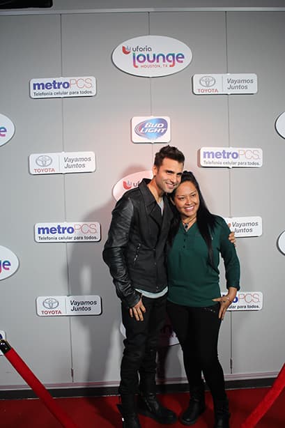 Houston disfrutó un concierto muy íntimo de Christian Daniel