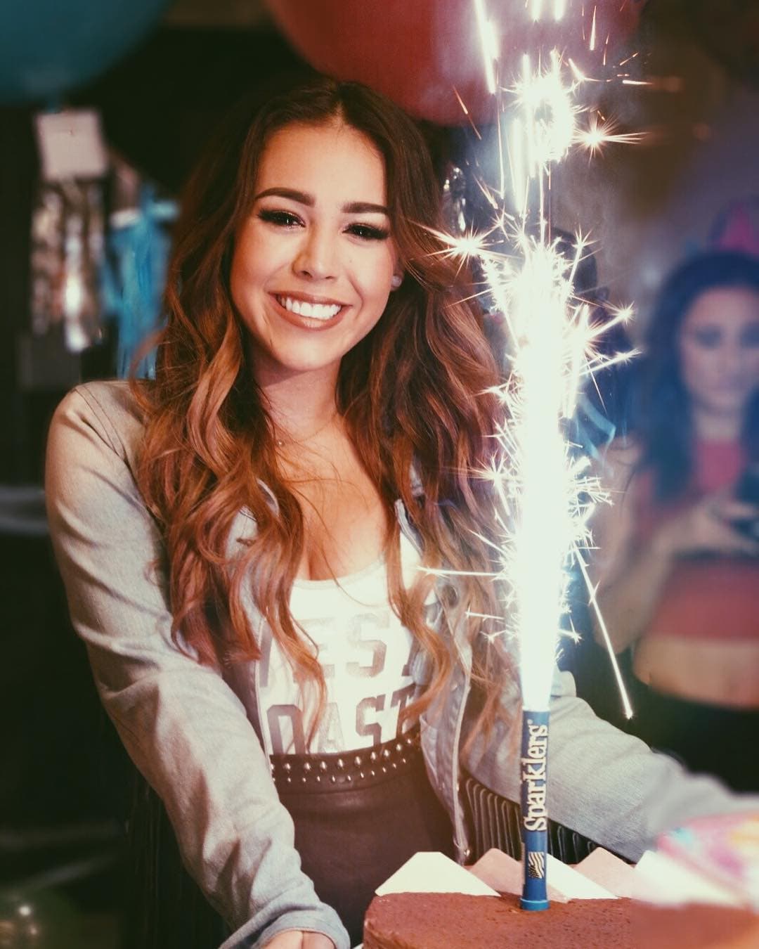 El nombre de 
<b>Danna Paola</b> para darle vida al personaje de la protagonista juvenil de 'Cuatro vidas' sigue sonando fuerte.