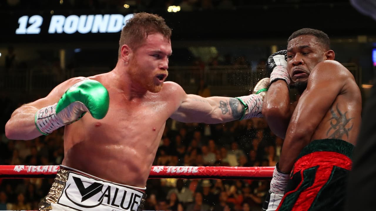 Los mejores golpes del combate entre 'Canelo' y Jacobs