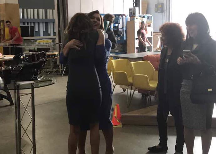 Y el tan esperado reencuentro se dio, Karla Martínez y Neida Sandoval de nuevo juntas.