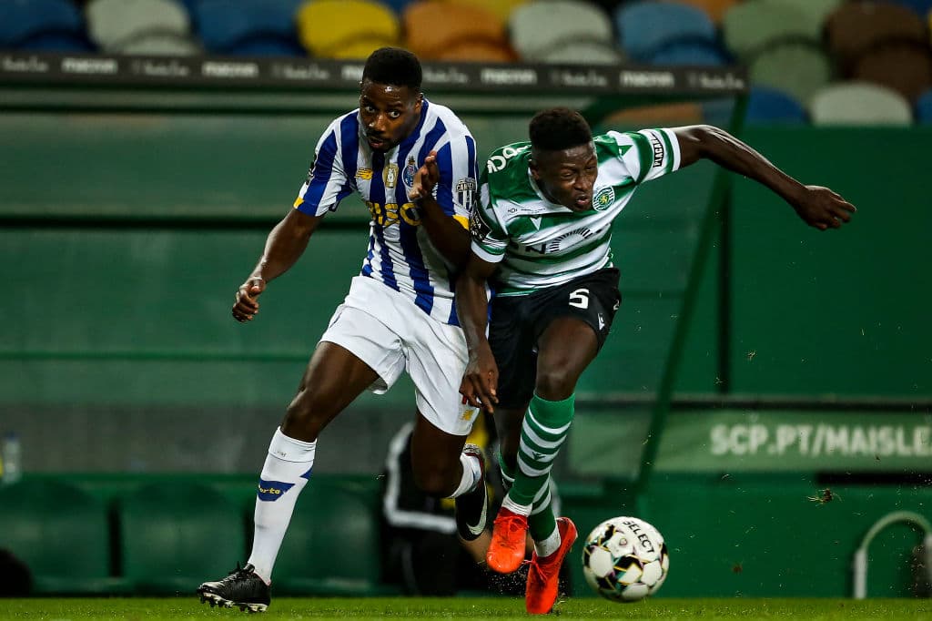 El mexicano y Mateus Uribe marcaron los goles del Porto; Vietto rescató el empate sobre la recta final del juego. Nuno Santos (9’) abrió el marcador, Mateus Uribe (25’) empato y el ‘Tecatito’ (45’) le dio la vuelta al marcador con un tremendo golazo. Vietto (87’) apagó la fiesta al final del juego.