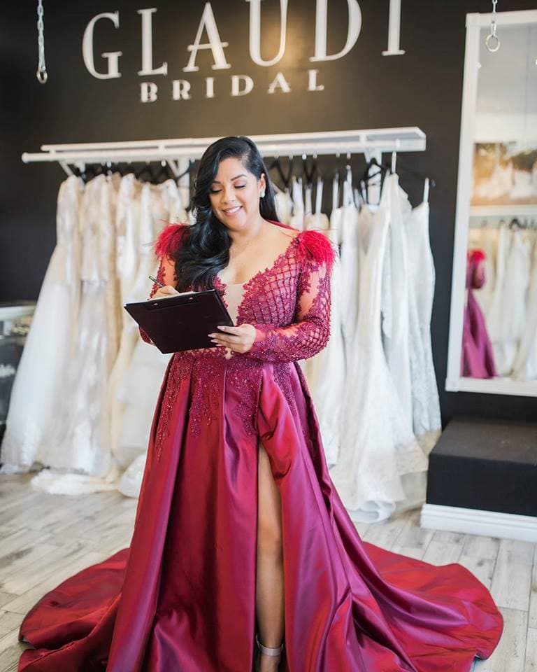 “Ya he trabajado con ellas antes, son mis amigas y ya sé lo que les gusta”, comentó la diseñadora, por lo que al hacerles la invitación para que participaran en la Semana de la Moda en Los Ángeles, California, no lo pensaron dos veces: