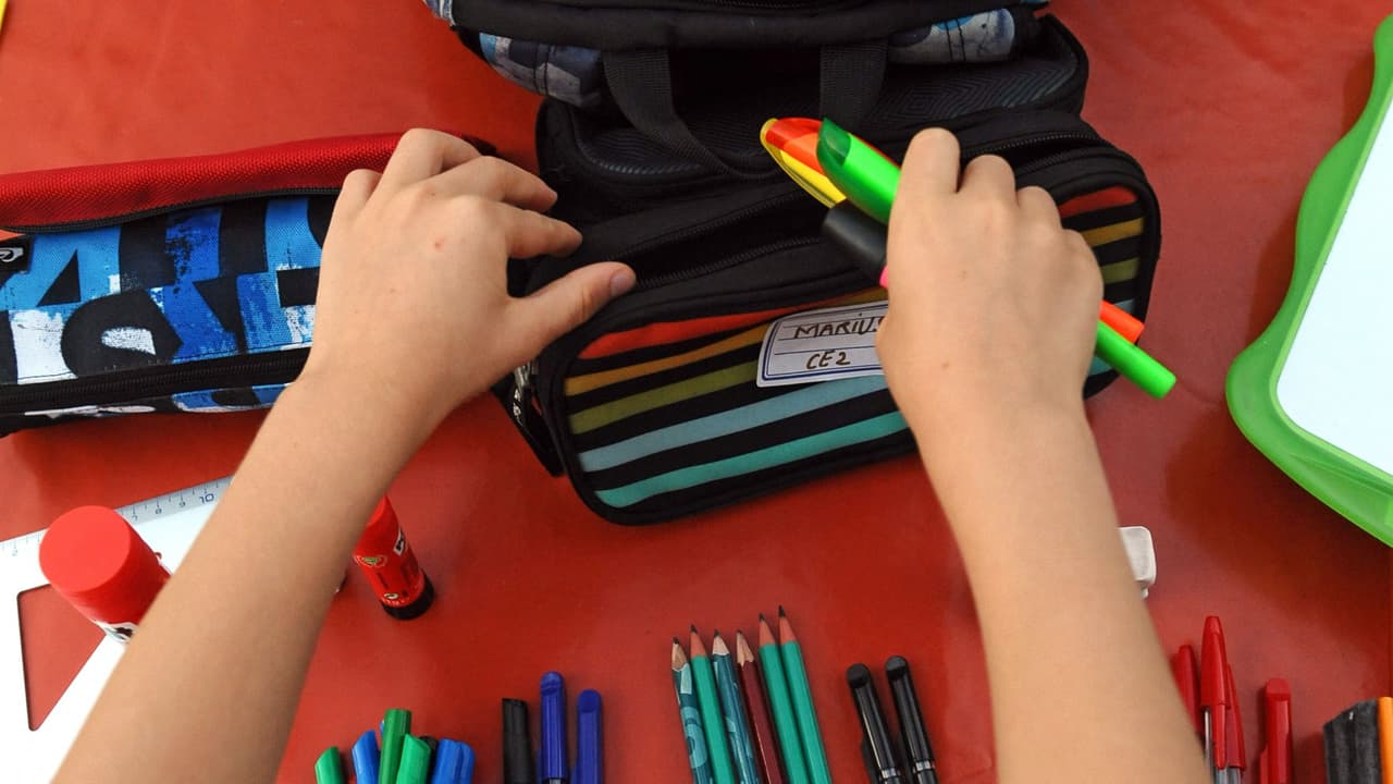 Aurora distribuirá útiles escolares gratuitos en varias ferias del regreso a clases