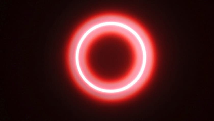 Qué es el extraño eclipse híbrido de Sol que será visible esta semana en algunas zonas del planeta