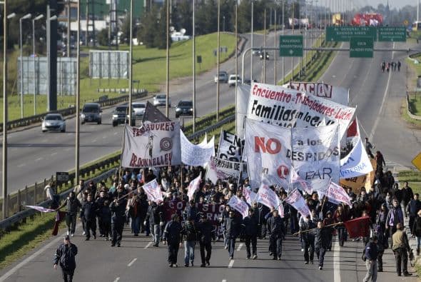 "Hagan lío, dijo el Papa. Y le estamos haciendo caso. ¡Je!", ironizó en tono burlón el sindicalista Hugo Moyano, al evocar un discurso de su compatriota el papa Francisco en su visita a Brasil.