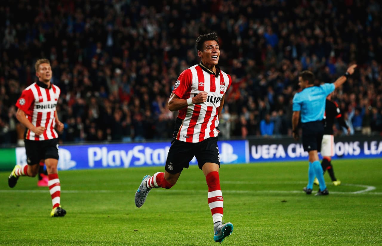 Héctor Moreno es el primer mexicano en el equipo. El actual elemento de Al Gharafa jugó dos temporadas en el equipo.