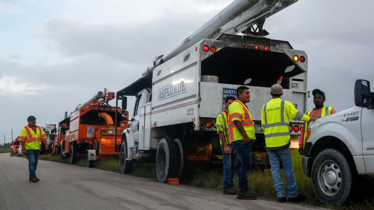 Autoridades de los Cayos de Florida anuncian restricciones por la llegada de la tormenta tropical Eta