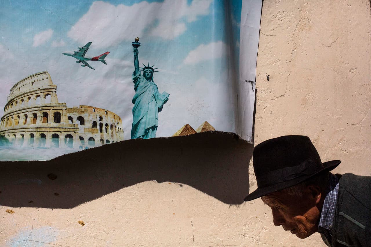 Los anuncios de las agencias que ofrecen viajes a Estados Unidos están por todos lados. Según la Fiscalía, en algunos de estos sitios se hace la captación del migrante, que luego es referido a los pasadores o traficantes de migrantes.