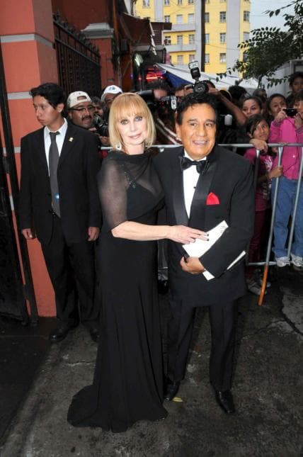 Su esposa Gundy Becker fue la encargada de dar la lamentable noticia a los medios de comunicación.