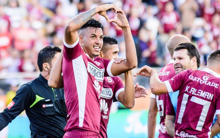 Julio Cascante de Saprissa a Portland Timbers