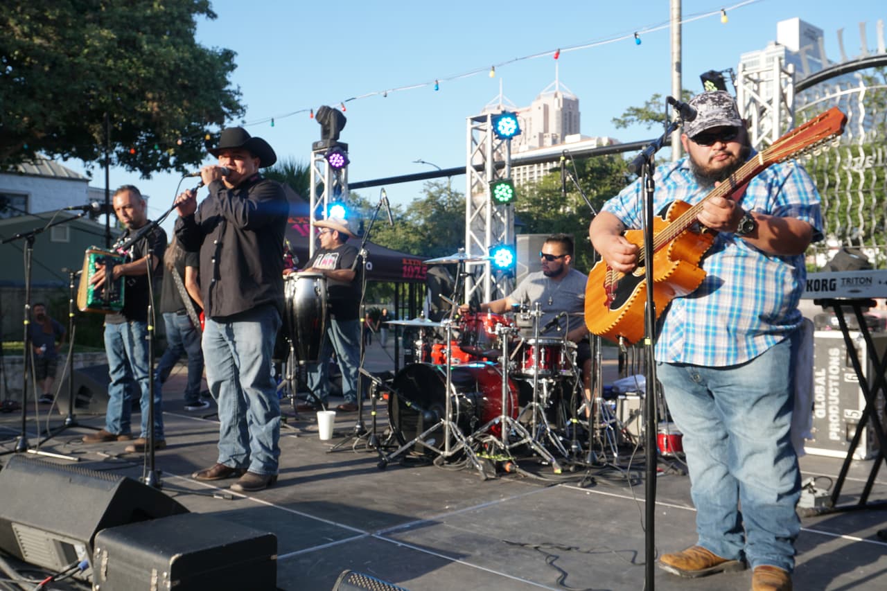 Ram Herrera, Los Banger Broz and Jorge Alejandro took the stage inside La Villita.