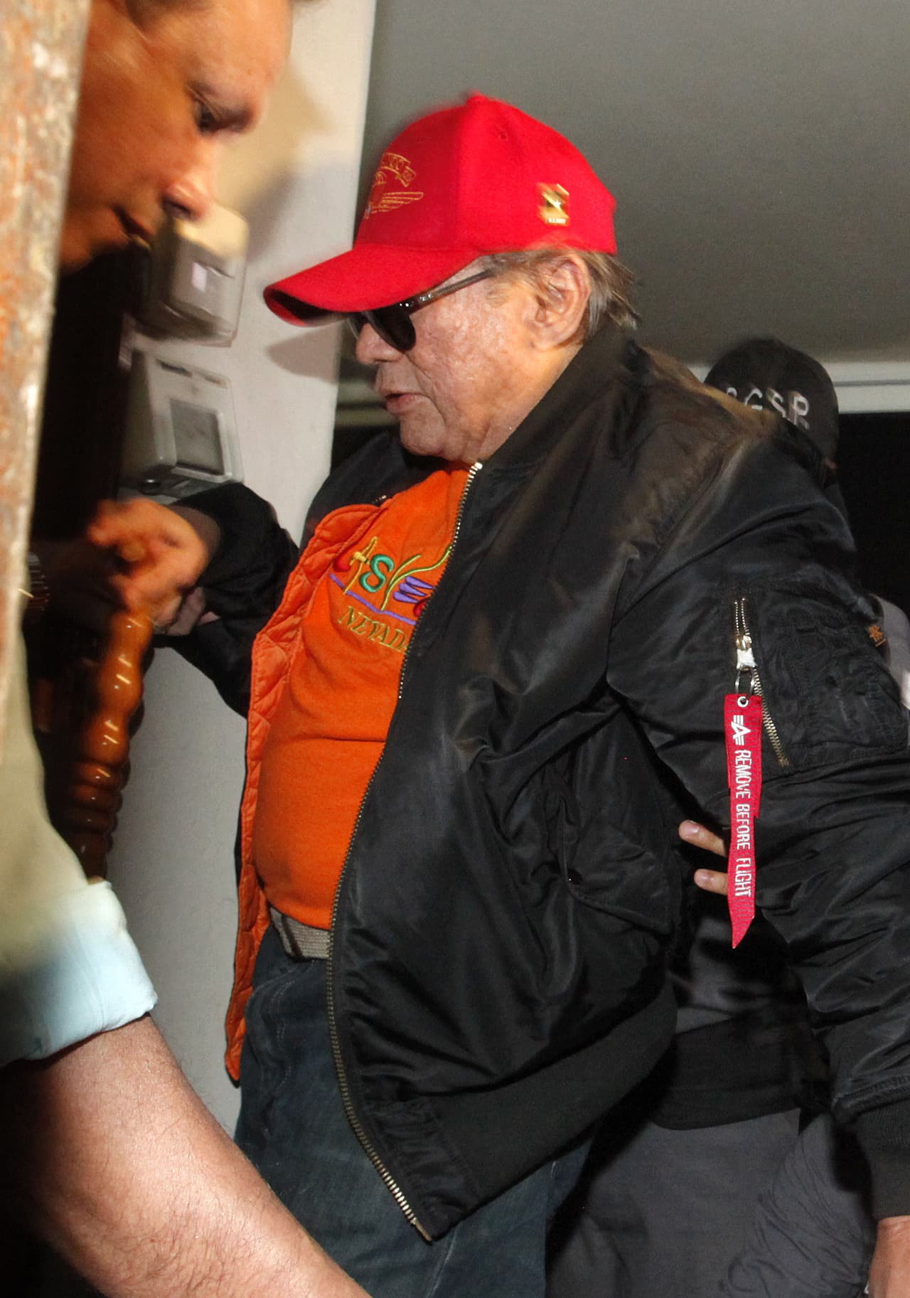 El 28 de enero de 2017, Manuel Antonio Noriega es llevado a un apartamento propiedad de su hija, a cumplir 
<b><a href="http://www.univision.com/noticias/america-latina/manuel-antonio-noriega-saldra-de-la-carcel-para-ser-operado-de-un-tumor-en-la-cabeza">el arresto domiciliario temporal concedido por su estado de salud</a></b>, ates de ser operado de un tumor cerebral. Luega de esta cirugia realizada el 7 de marzo, 
<b><a href="http://www.univision.com/noticias/america-latina/manuel-noriega-esta-en-estado-critico-tras-cirugia-en-el-cerebro">el exmandatario se encuentra en estado crítico.</a></b>