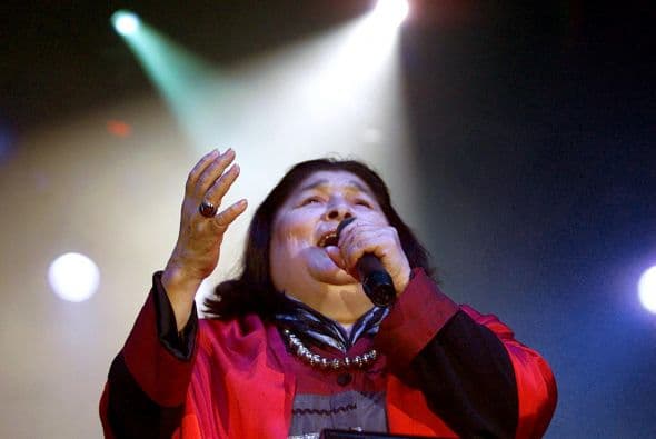 Mercedes Sosa falleció el 4 de octubre de 2009 debido a diversas complicaciones originadas por una disfunción renal.