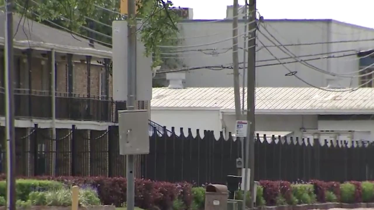 <b>Si necesito ayuda para pagar el alquiler, ¿hay programas de asistencia disponibles?</b>
<br>Si. HAA tiene una página de recursos con una lista de organizaciones que pueden ofrecer asistencia de alquiler. Muchas organizaciones sin fines de lucro ofrecen asistencia financiera de emergencia para la comunidad, la ayuda incluye facturas de servicios públicos o médicas.