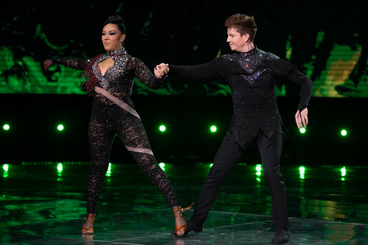 La segunda disciplina fue la de baile y los primeros aspirantes en aparecer fueron Archy y Aketzaly, pareja originaria de Veracruz que llegó al reality show con la esperanza de ganar y reunir dinero para su boda.