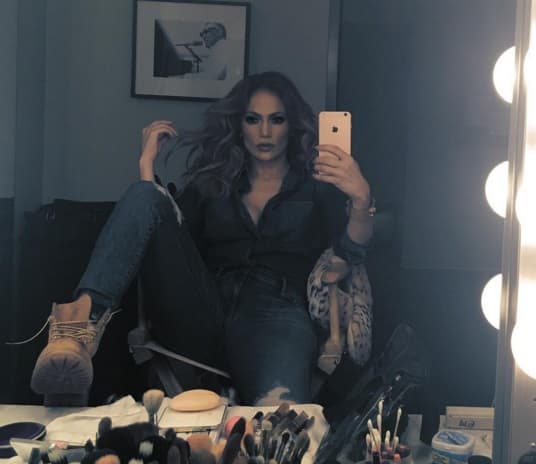 La 'Diva del Bronx' compartió una imagen previo al último show de febrero que ofreció. Además dio las gracias a todos por esta espectacular experiencia.