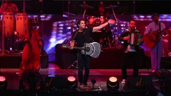 Carlos Vives agradece a sus fans de Argentina luego de su presentación en Villa María.