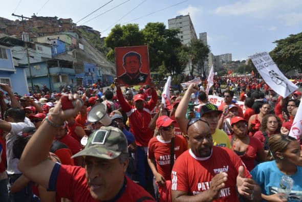 En ella, el TSJ dispuso que Chávez podía tomar juramento del nuevo periodo presidencial después del 10 de enero, fijado constitucionalmente, al ser un presidente reelegido, y avaló la continuidad del Ejecutivo que debía finalizar funciones en esa fecha