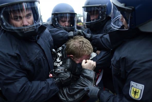 Los enfrentamientos y detenciones no fueron ajenos a las protestas en Alemania con motivo del 1 de mayo.