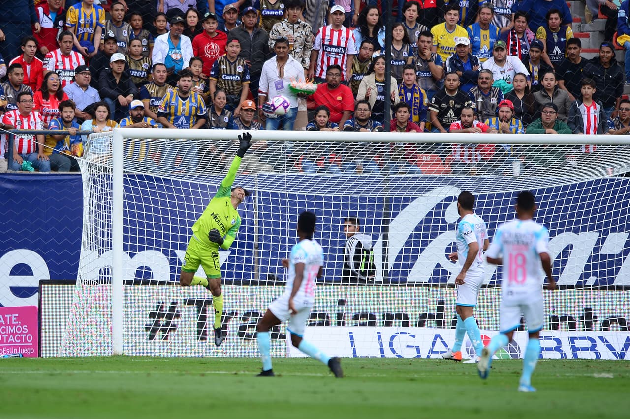 San Luis 0-2 Querétaro. Pereira y Romo marcaron los goles de Gallos.