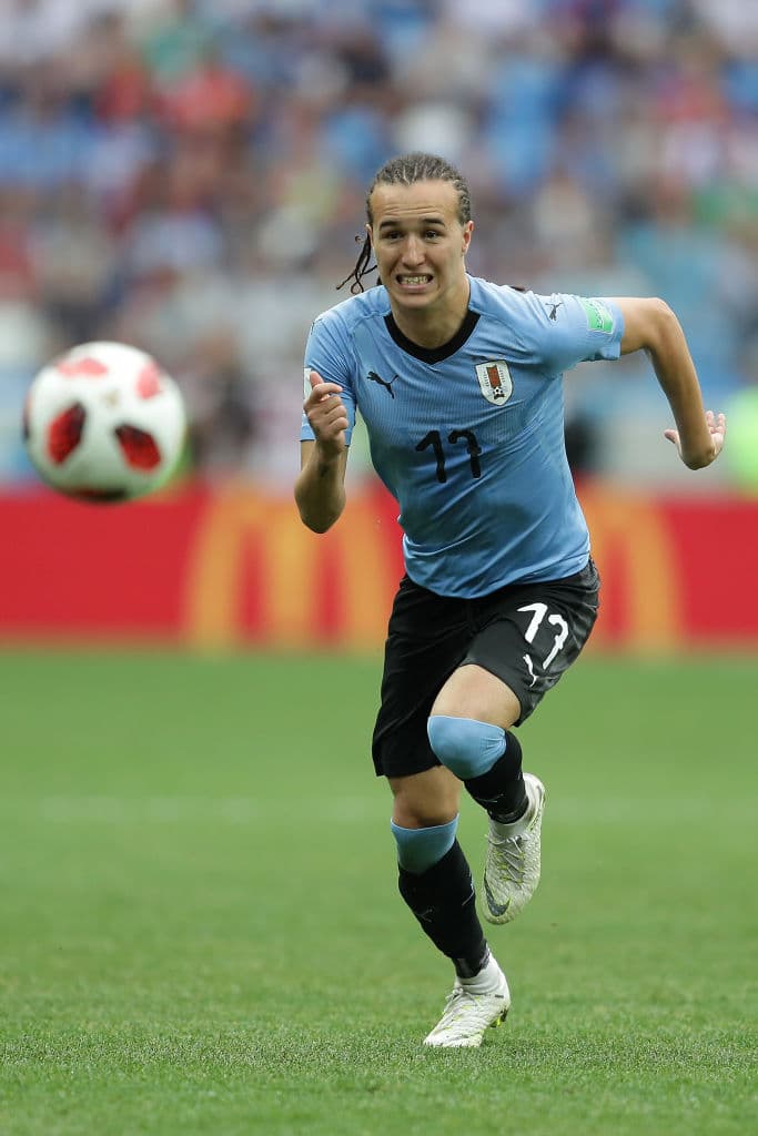 <b>Diego Laxalt</b>
<br>El lateral uruguayo, quien hizo un magnífico Mundial con Uruguay, pasó del Genoa al Milan, en la Serie A de Italia.