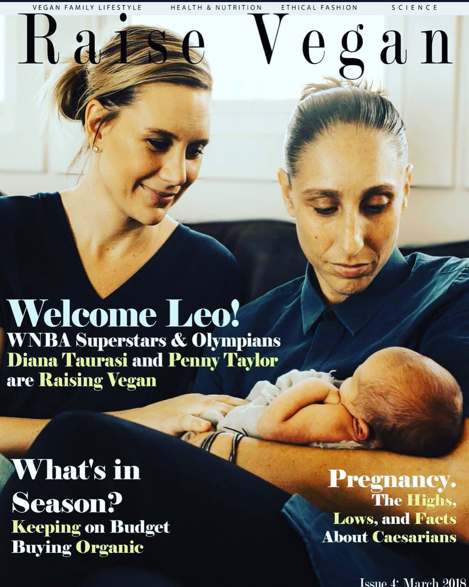 La estrella de la WNBA y medallista olímpica, junto con su esposa Penny Taylor se convirtieron en madres en marzo del 2018.